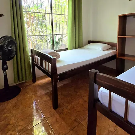 Hostel Cattleya - Monteverde, Costa Rica Exterior photo